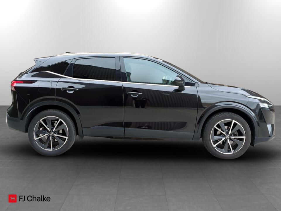 Used Nissan Qashqai 2021 for sale - 76456607: Photo 2