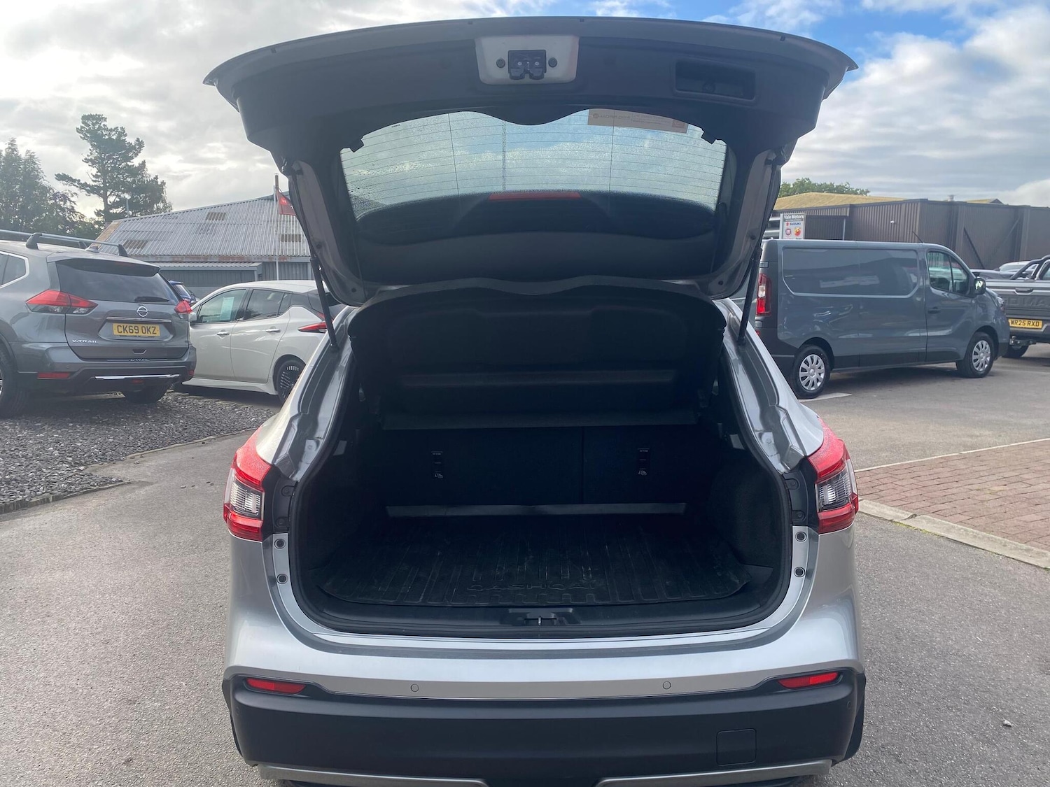 Used Nissan Qashqai 2019 for sale - 76151970: Photo 13