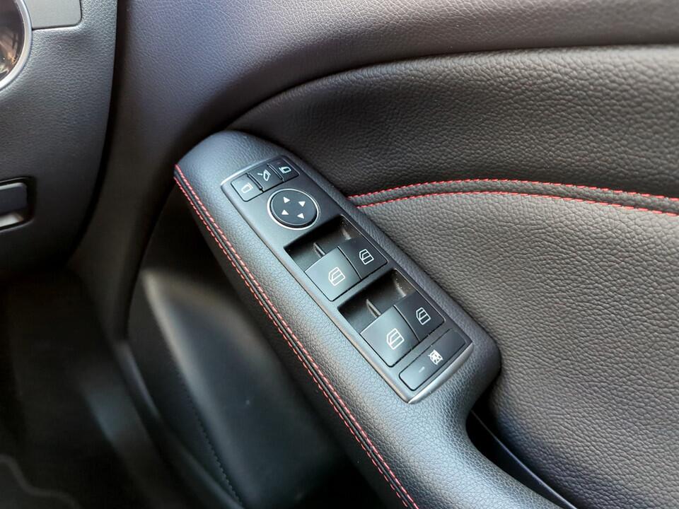 Used Mercedes-Benz B Class 2015 for sale - 76865635: Photo 19