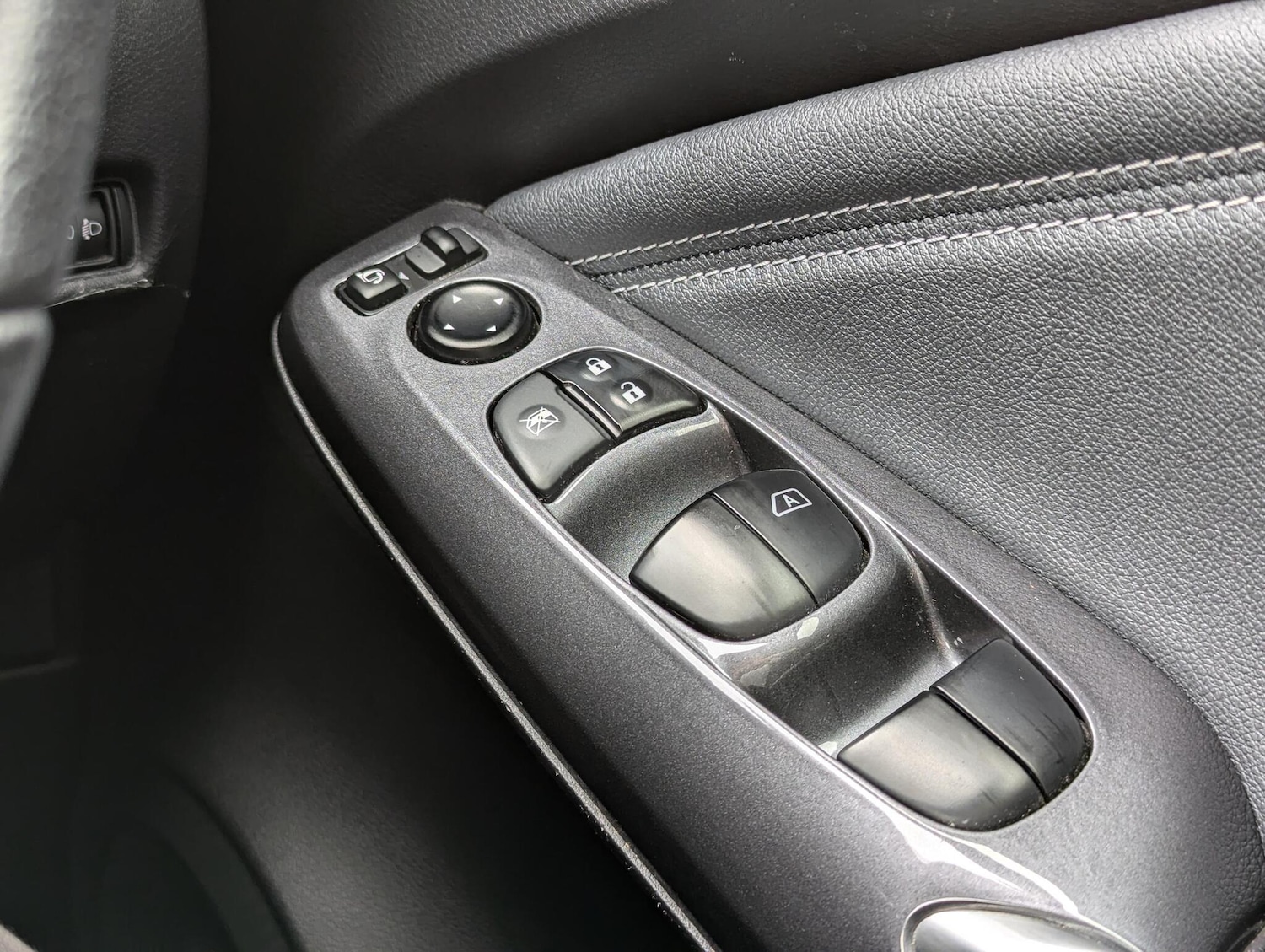 Used Nissan Juke 2022 for sale - 76153098: Photo 25