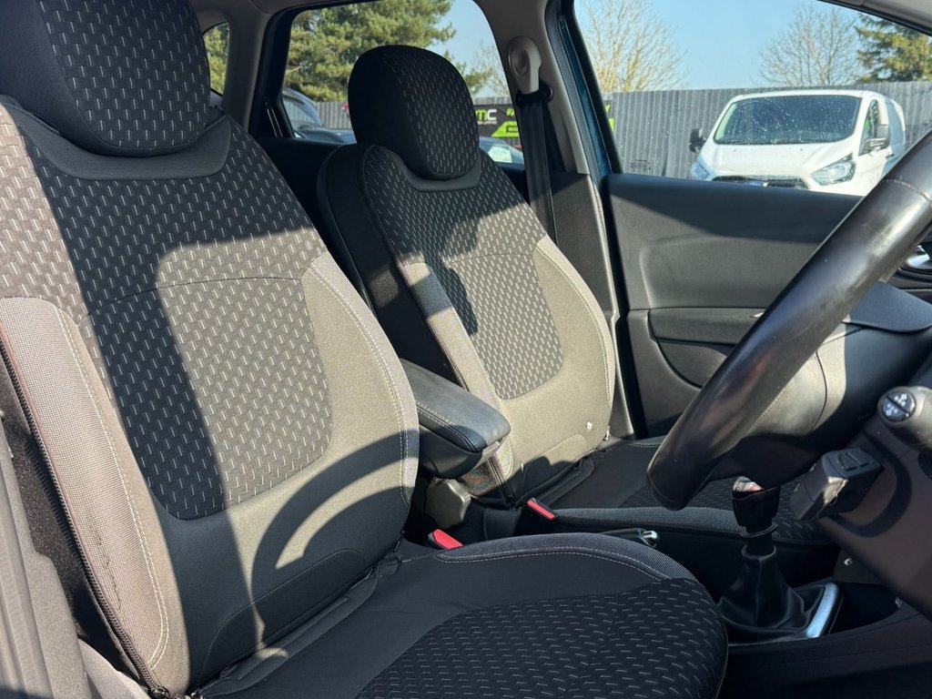 Used Renault Captur 2018 for sale - 77747982: Photo 12