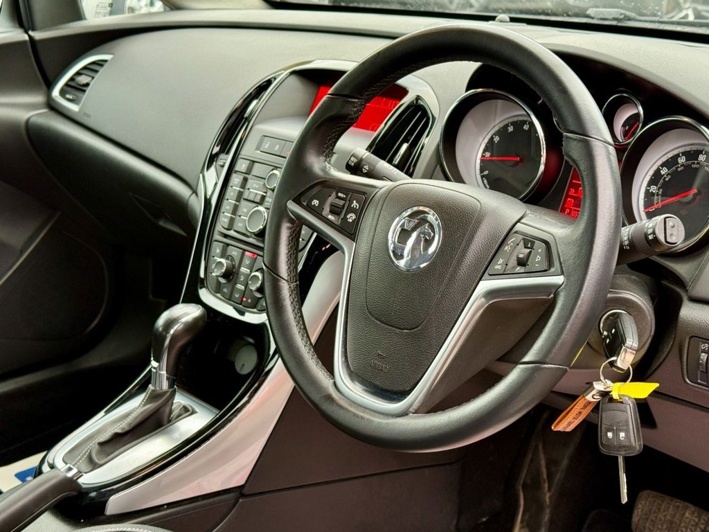 Used Vauxhall Astra 2015 for sale - 77654918: Photo 11