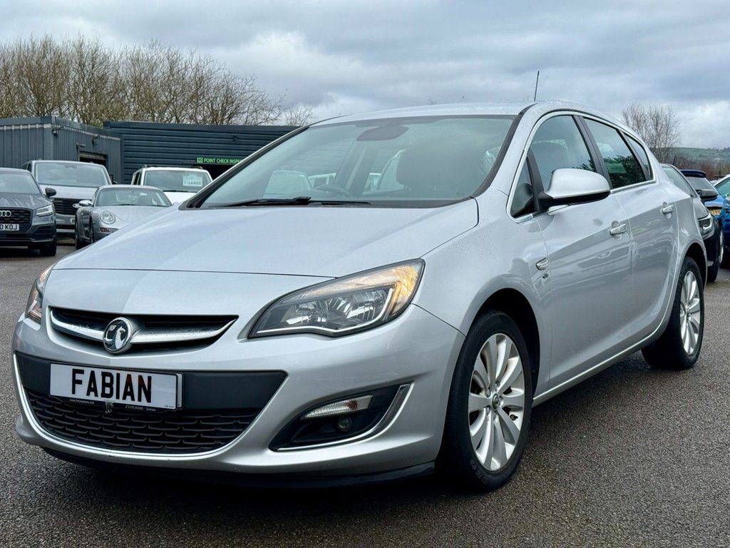 Used Vauxhall Astra 2015 for sale - 77654918: Photo 3
