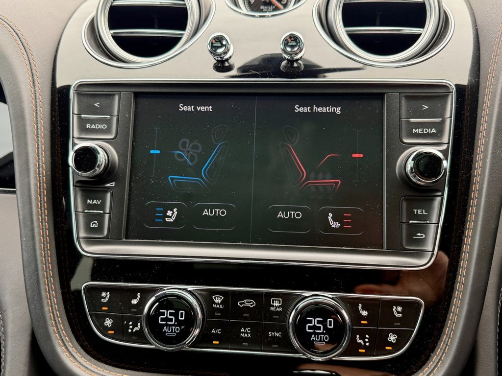Used Bentley Bentayga 2018 for sale - 77507349: Photo 18