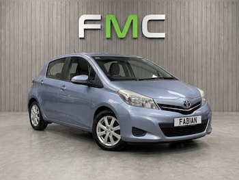 Used Toyota Yaris 2013 for sale - 79598591: Photo