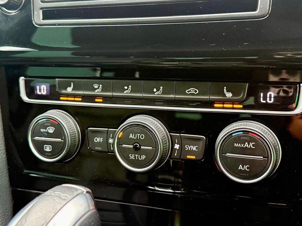 Used Volkswagen Golf 2014 for sale - 76162923: Photo 18