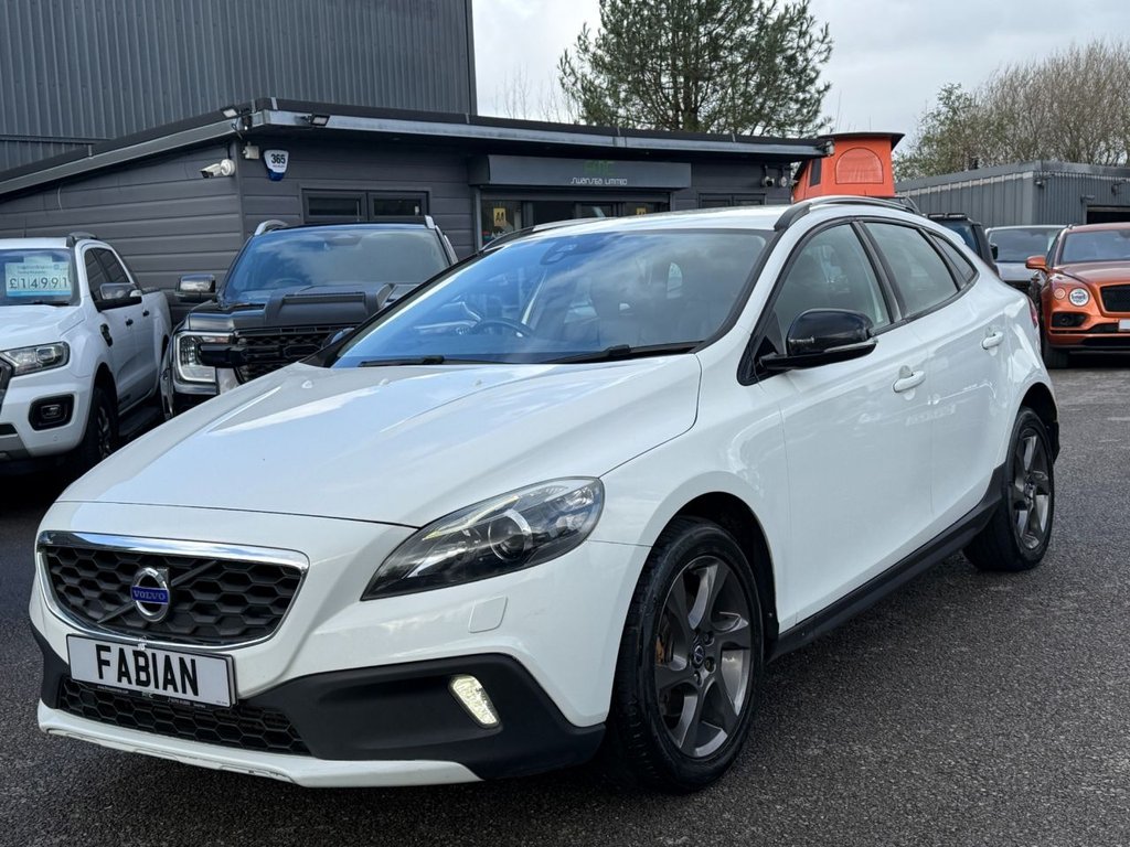 Used Volvo V40 2014 for sale - 77879616: Photo 6