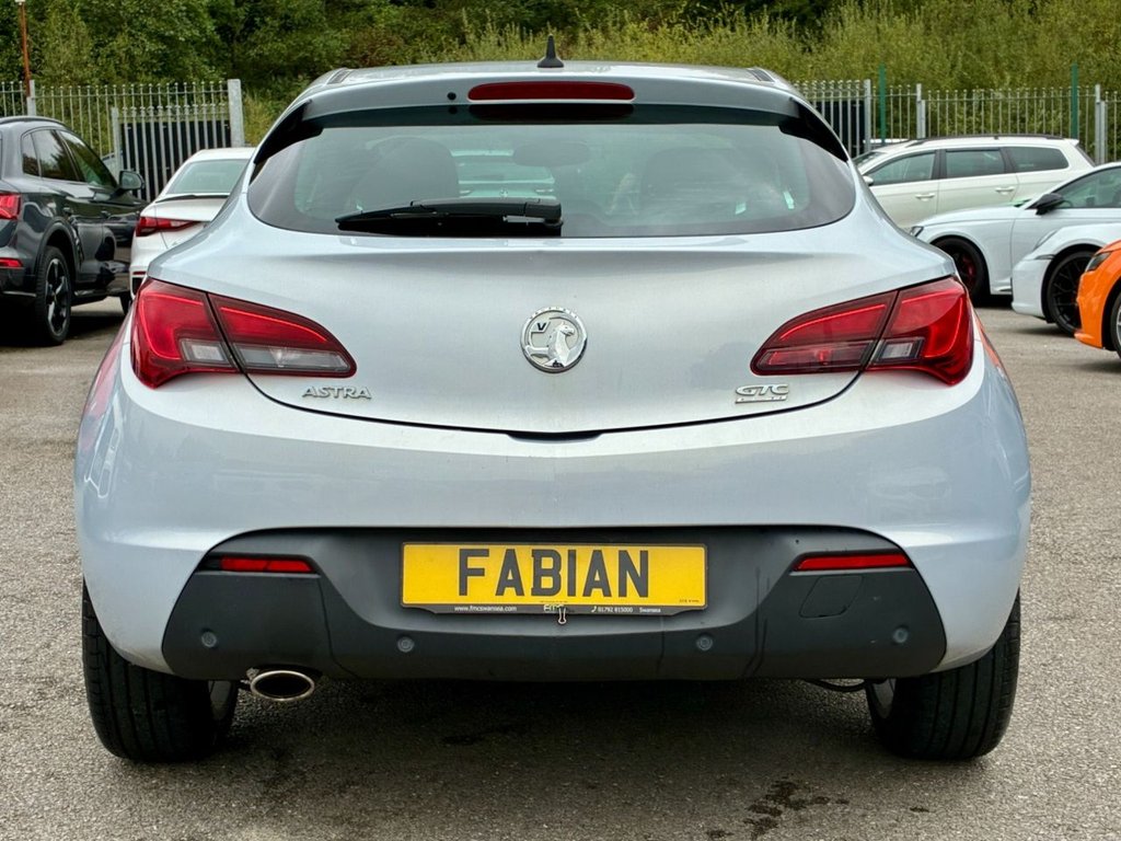 Used Vauxhall Astra GTC 2013 for sale - 76010439: Photo 7