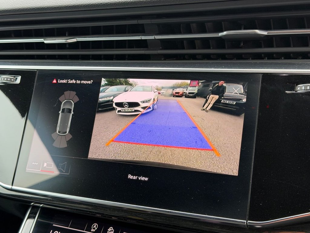 Used Audi Q8 2021 for sale - 78102582: Photo 27