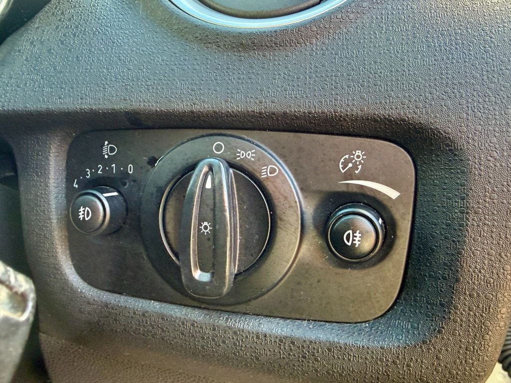 Used Ford Fiesta 2016 for sale - 77302600: Photo 17