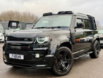 2020 (70) - 3.0 D250 MHEV SE Hard Top SUV 5dr Diesel Auto 4WD **Mega Specification - 6