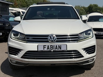 Used Volkswagen Touareg 2015 for sale - 79009540: Photo