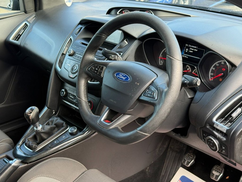 Used Ford Focus 2015 for sale - 77952510: Photo 12