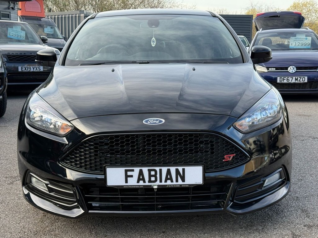 Used Ford Focus 2015 for sale - 77952510: Photo 4