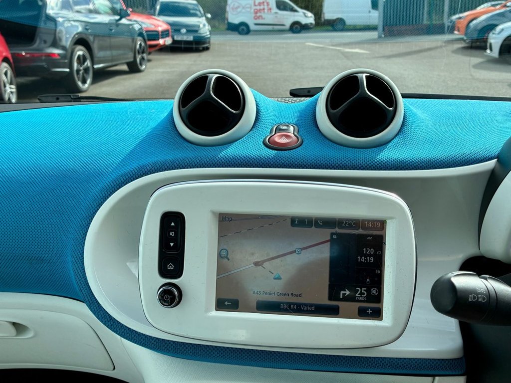 Used smart fortwo 2016 for sale - 76185701: Photo 12