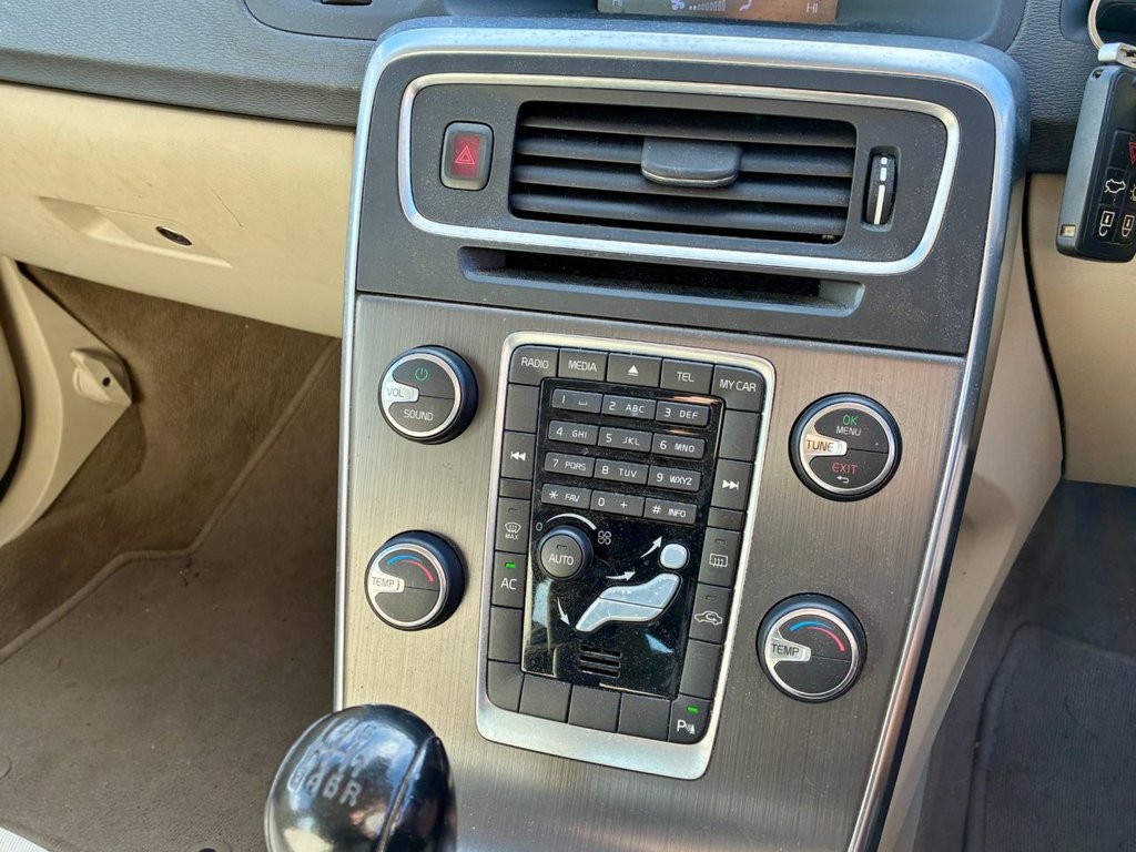 Used Volvo S60 2011 for sale - 76368071: Photo 16