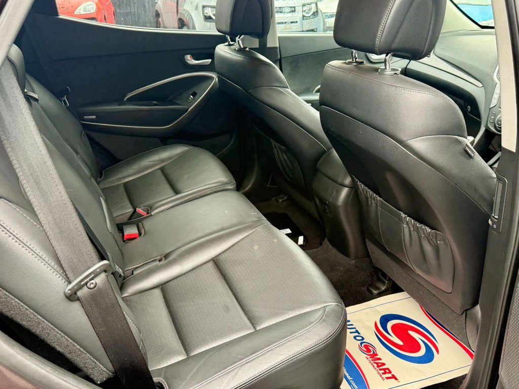 Used Hyundai Santa Fe 2014 for sale - 77212661: Photo 12