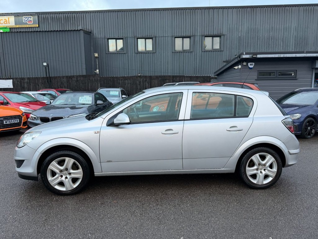 Used Vauxhall Astra 2010 for sale - 77693204: Photo 5