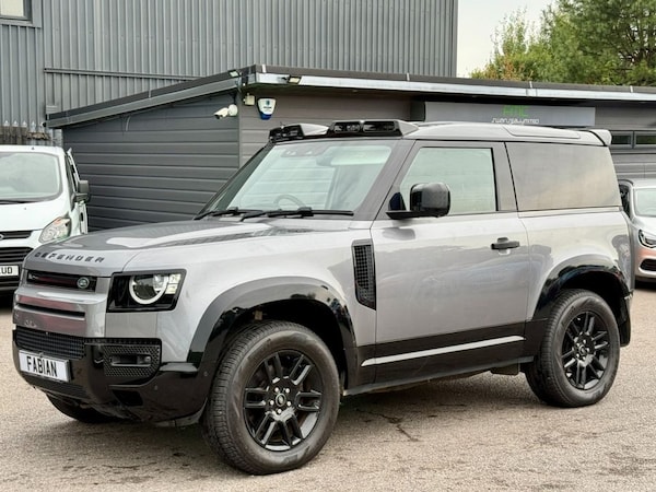 Used Land Rover Defender 2021 for sale - 75703881: Photo 5