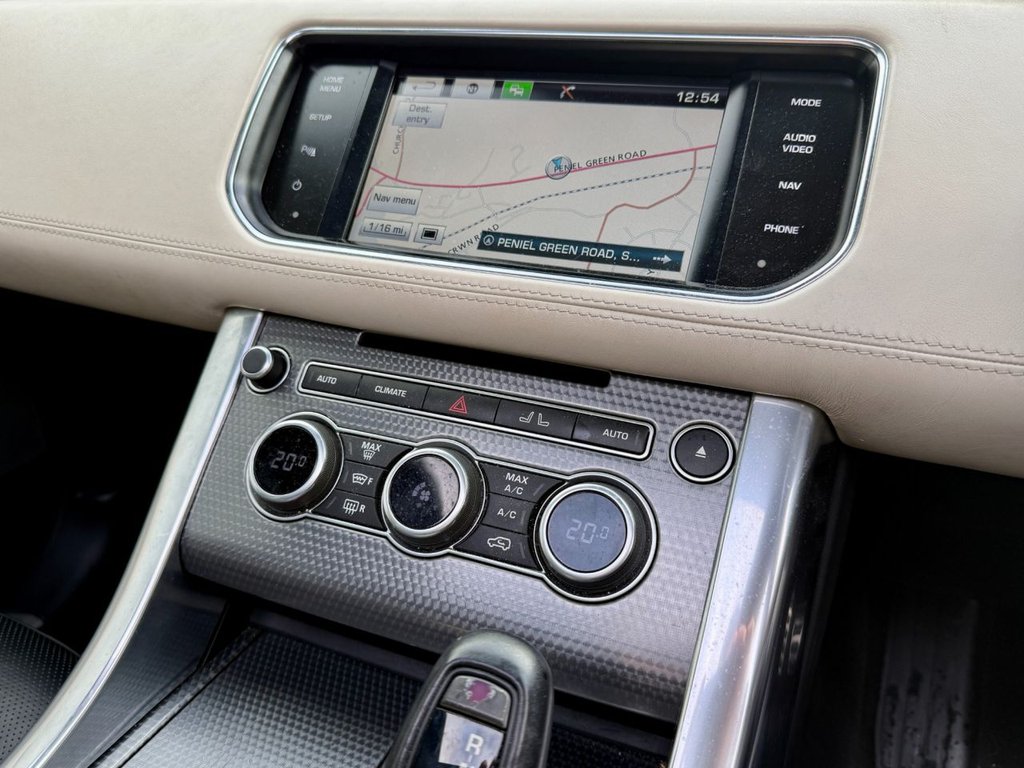 Used Land Rover Range Rover Sport 2014 for sale - 76740589: Photo 16