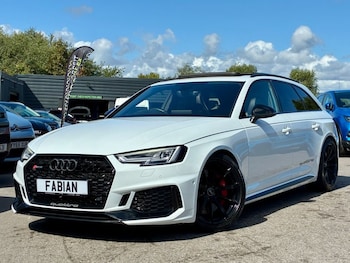 Audi - RS4 Avant