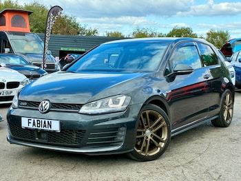 Used Volkswagen Golf 2016 for sale - 76080520: Photo