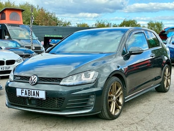 Used Volkswagen Golf 2016 for sale - 76080520: Photo