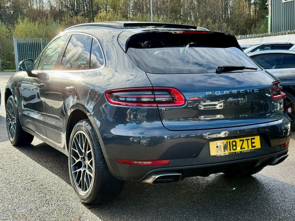 Used Porsche Macan 2018 for sale - 76590775: Photo 10