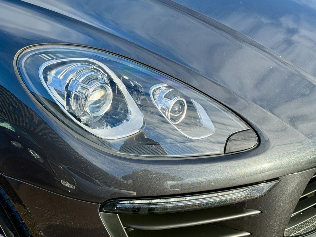 Used Porsche Macan 2018 for sale - 76590775: Photo 13