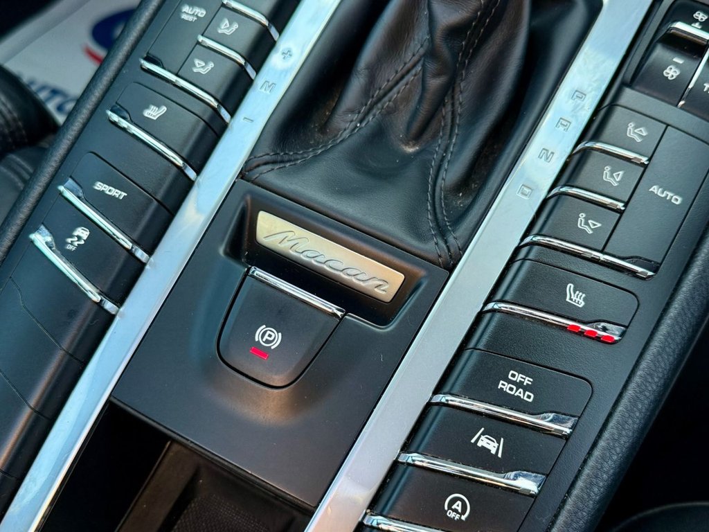 Used Porsche Macan 2018 for sale - 76590775: Photo 24