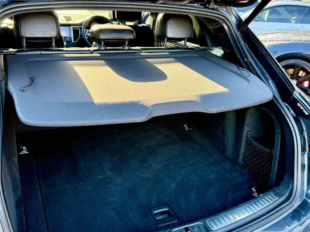 Used Porsche Macan 2018 for sale - 76590775: Photo 26