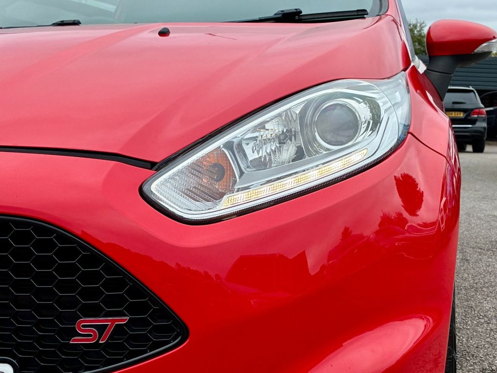 Used Ford Fiesta 2015 for sale - 76256551: Photo 18