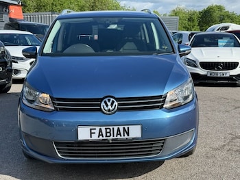 Used Volkswagen Touran 2015 for sale - 78557420: Photo
