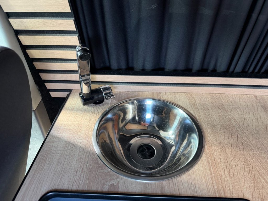 Used Volkswagen Transporter 2021 for sale - 78153884: Photo 24