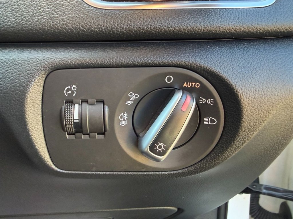 Used Audi Q3 2015 for sale - 77897555: Photo 14