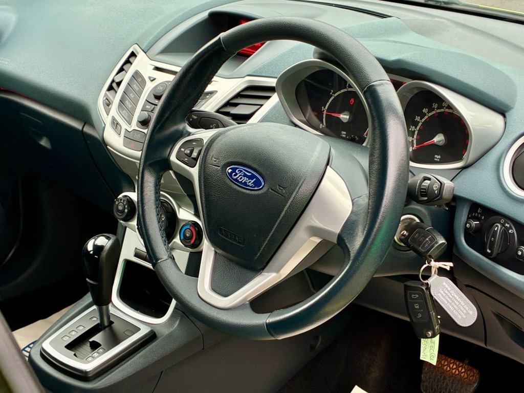 Used Ford Fiesta 2009 for sale - 76202928: Photo 11
