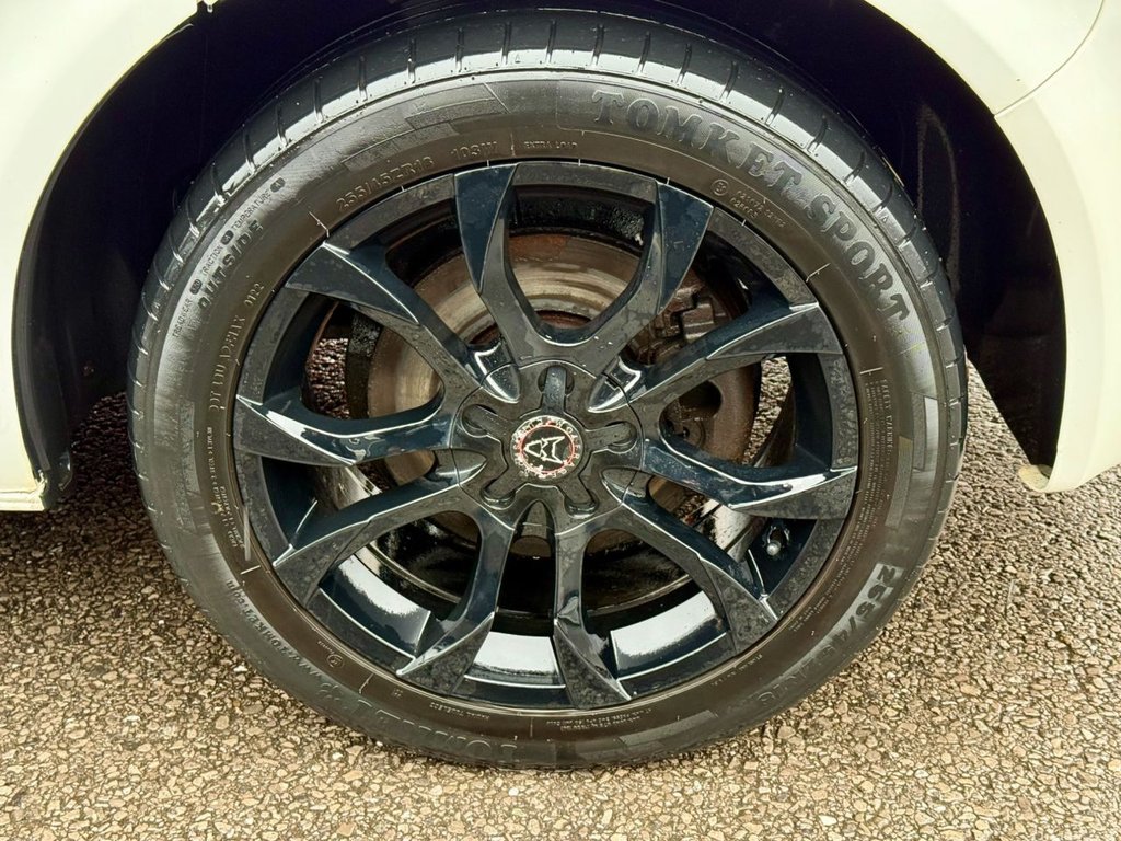 Used Volkswagen Transporter 2014 for sale - 76768772: Photo 11