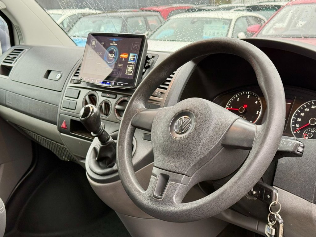 Used Volkswagen Transporter 2014 for sale - 76768772: Photo 13