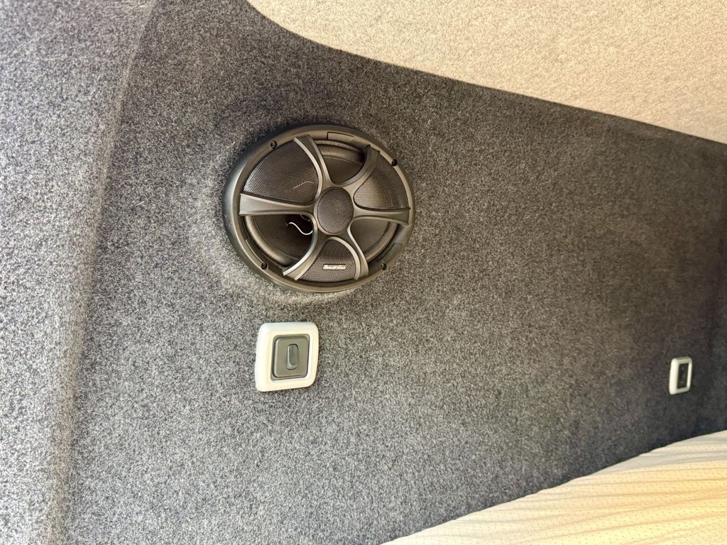 Used Volkswagen Transporter 2014 for sale - 76768772: Photo 19