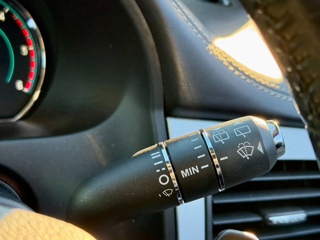 Used Jaguar XF 2014 for sale - 76698507: Photo 21