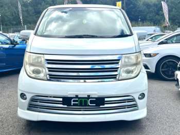 Used Nissan Elgrand 2005 for sale - 64135394: Photo