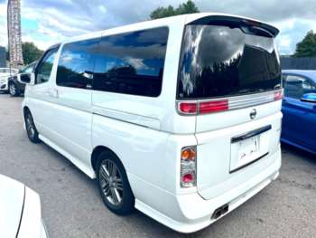 Used Nissan Elgrand 2005 for sale - 64135394: Photo