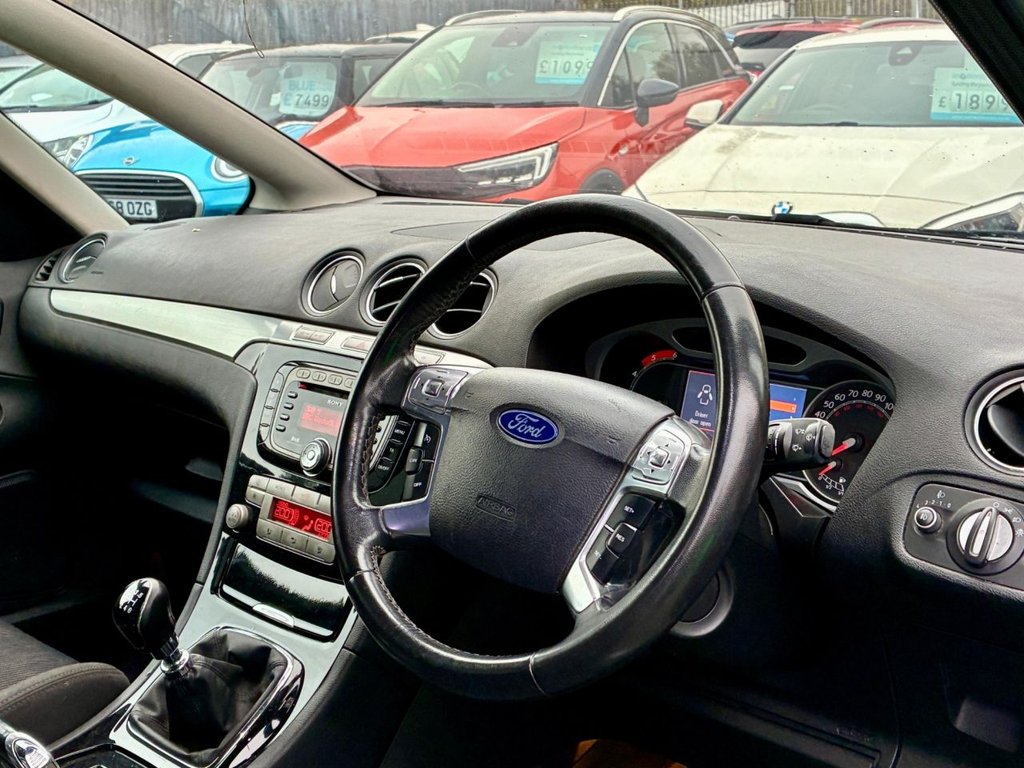 Used Ford S-Max 2010 for sale - 76496756: Photo 5