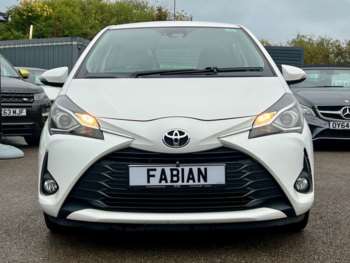 Used Toyota Yaris 2017 for sale - 72186741: Photo