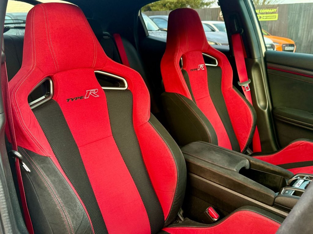 Used Honda Civic 2018 for sale - 77153641: Photo 16