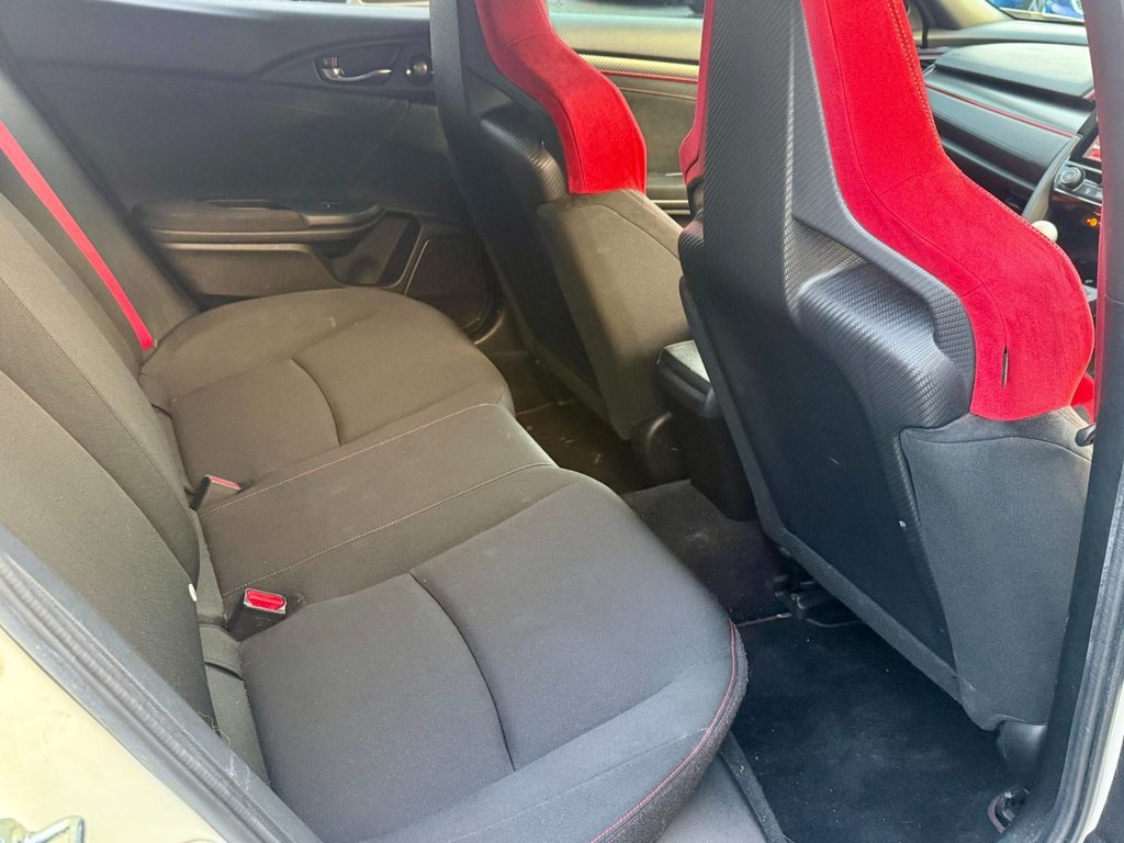 Used Honda Civic 2018 for sale - 77153641: Photo 17