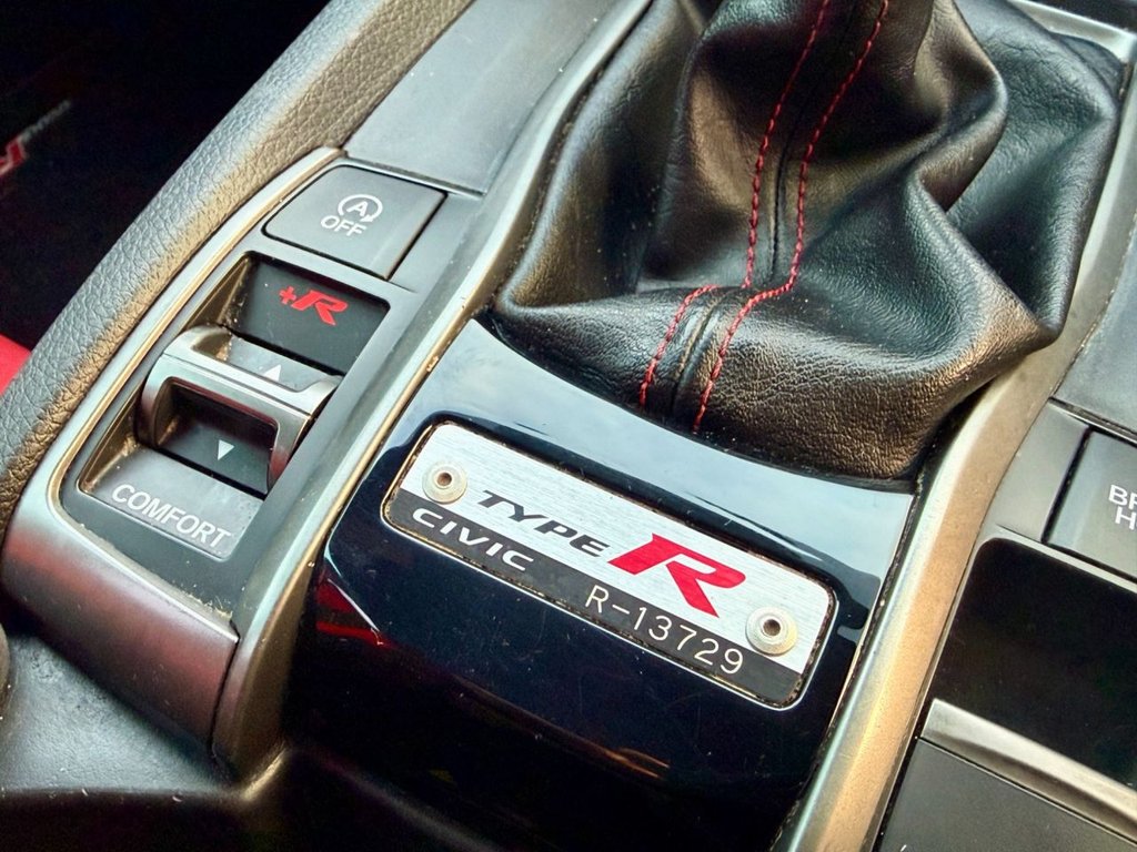 Used Honda Civic 2018 for sale - 77153641: Photo 22
