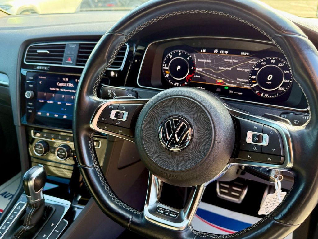 Used Volkswagen Golf 2018 for sale - 77655379: Photo 17