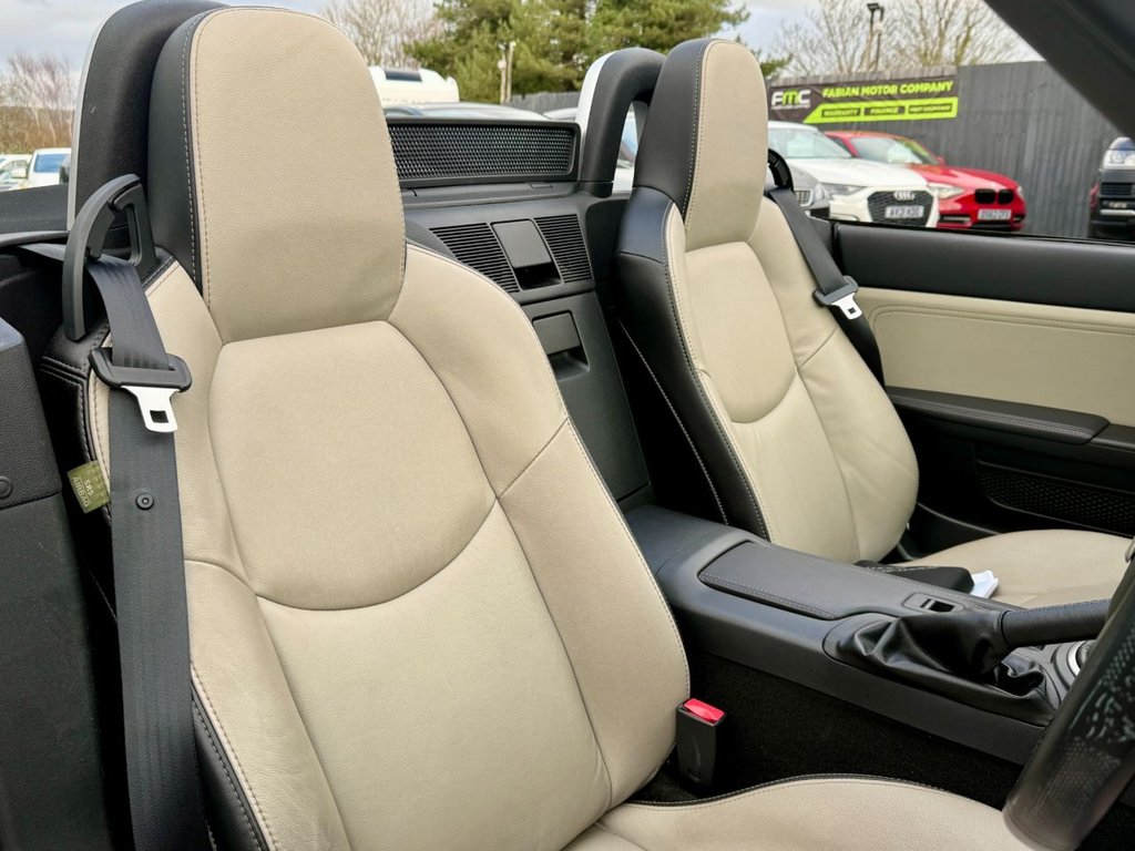 Used Mazda MX-5 2014 for sale - 77341840: Photo 11