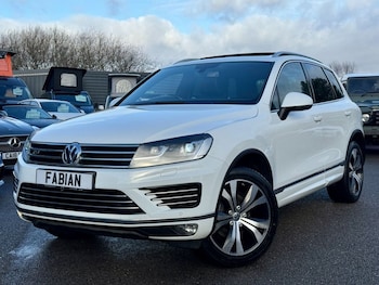 2015 (15) - 3.0 TDI V6 BlueMotion Tech R-Line SUV 5dr Diesel Tiptronic 4WD **Full Histo